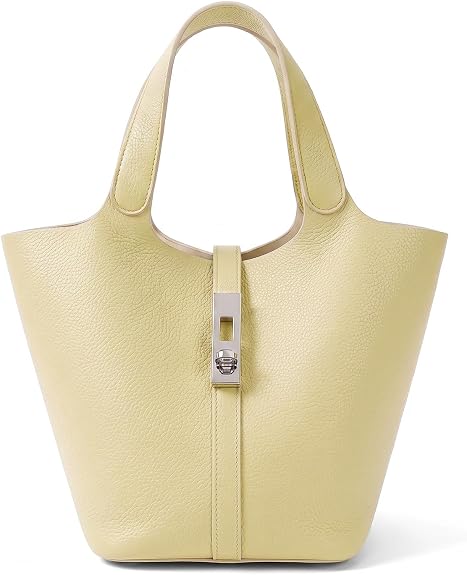 Exquisite women's leather handbag 159.99